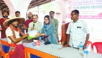 মান্দায় দুর্গাপূজায় কৃষকের বিশেষ সম্মাননা, এনসিপির ব্যতিক্রমী উদ্যোগ